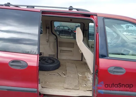 2004 Ford Freestar Se z USA, uszkodzony, nr VIN 2FMZA51674BA55596